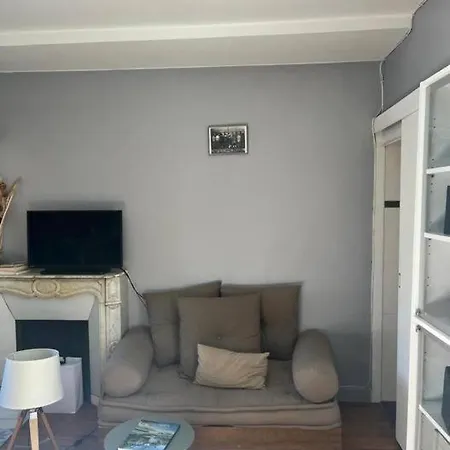 Lovely Authentic Studio - 7th Invalides/eiffel Tower Apartment Paris